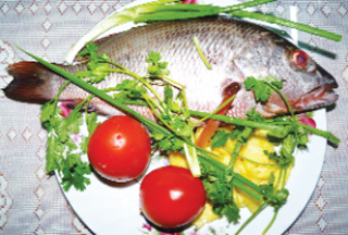 Canh chua cá hồng
