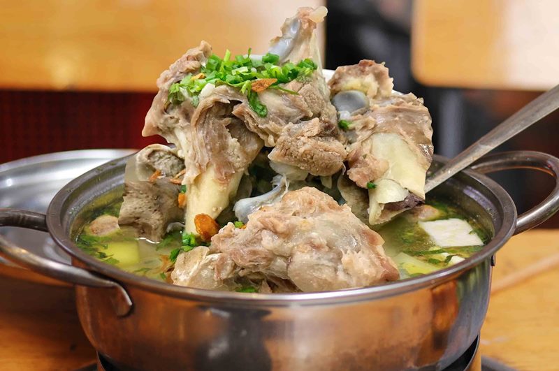 Lấu Xương ống dê Ninh Thuận