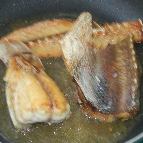 cá hanh một nắng chiên giòn